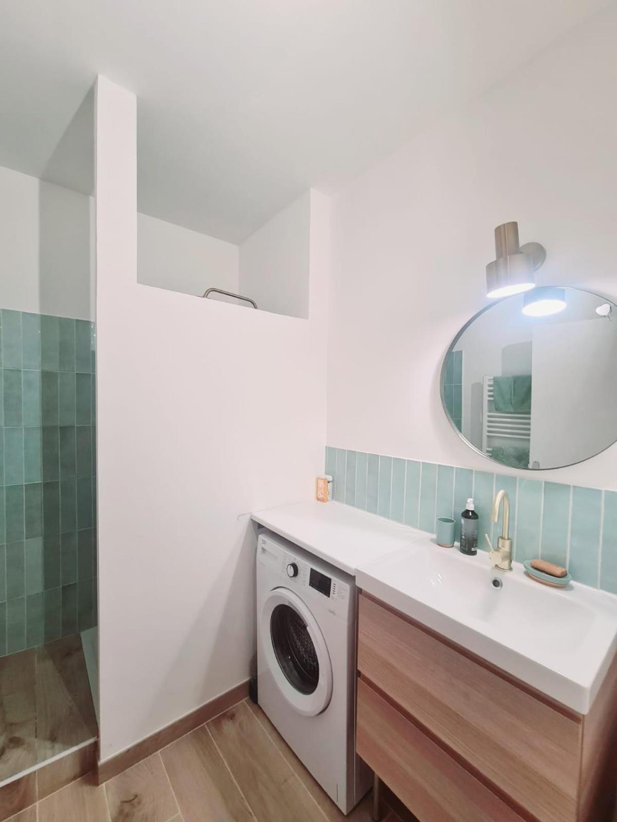 Appartement Intra Muros Avec Cour Privee أفينيون المظهر الخارجي الصورة
